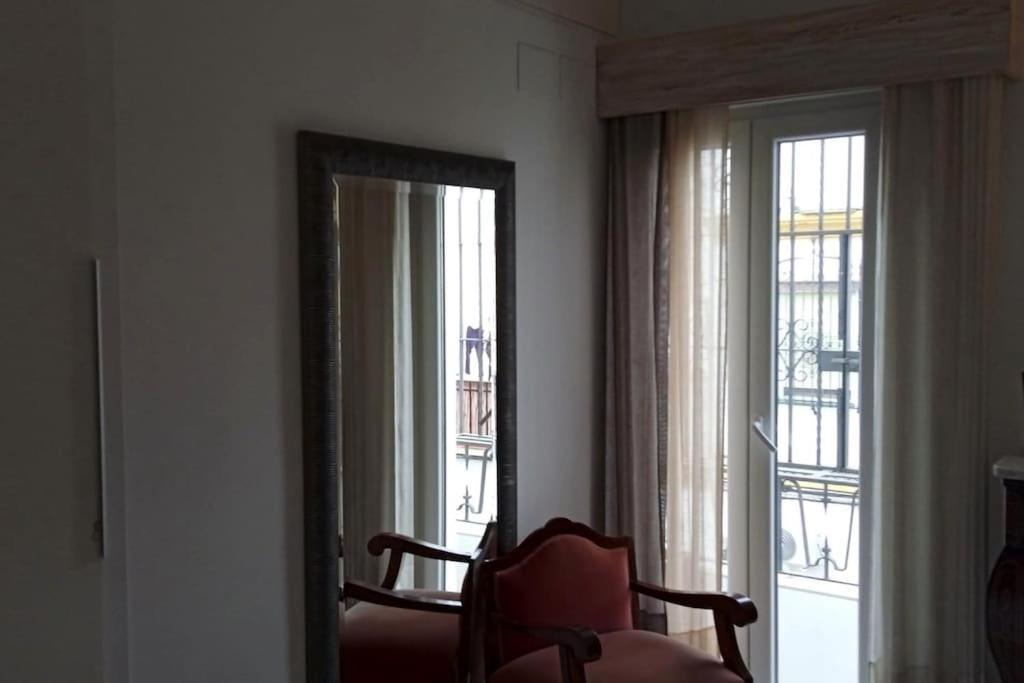 El Patio De Nervion. Apartman Sevilla Kültér fotó