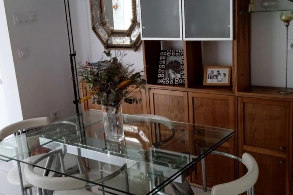 El Patio De Nervion. Apartman Sevilla Kültér fotó